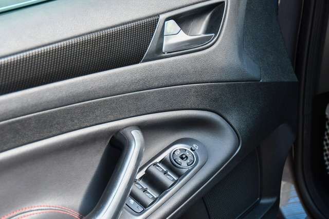 FORD Mondeo Lim. Ansicht 8 für Fahrzeugdetailseite