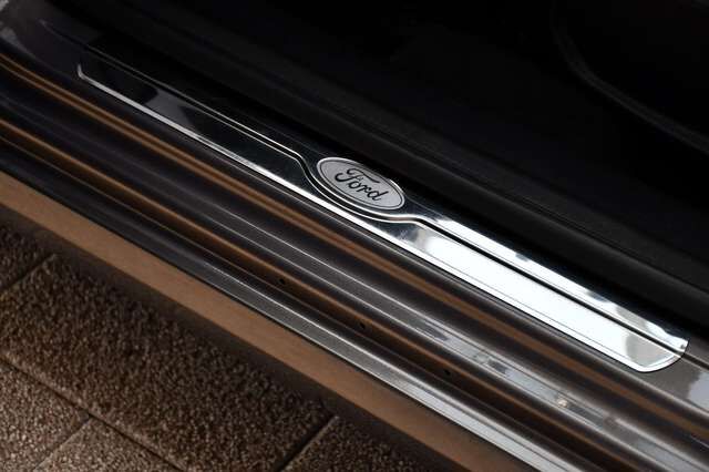 FORD Mondeo Turnier Titanium S Aut. 2.Hand Ansicht 11 für Fahrzeugdetailseite