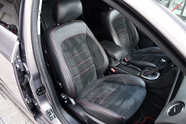 FORD Mondeo Turnier Titanium S Aut. 2.Hand Ansicht 12 für Fahrzeugdetailseite