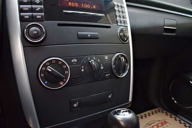 MERCEDES-BENZ A150 Automatik Avantgarde Getriebeschaden Ansicht 17 für Fahrzeugdetailseite