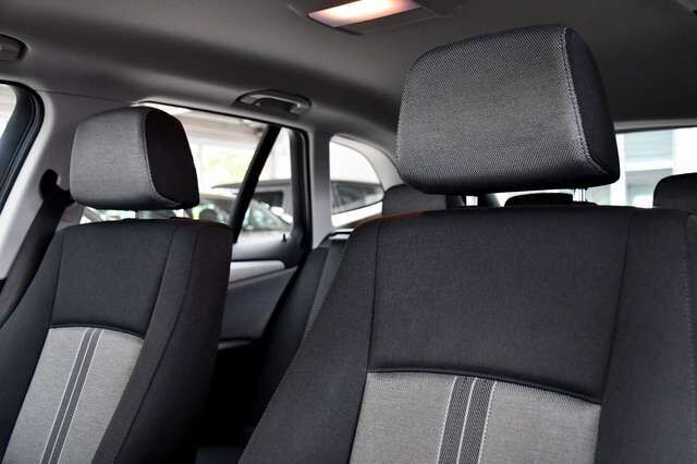 BMW X1 xDrive 25i 3.0 6 Zylinder Automatik 1.Hand Ansicht 11 für Fahrzeugdetailseite