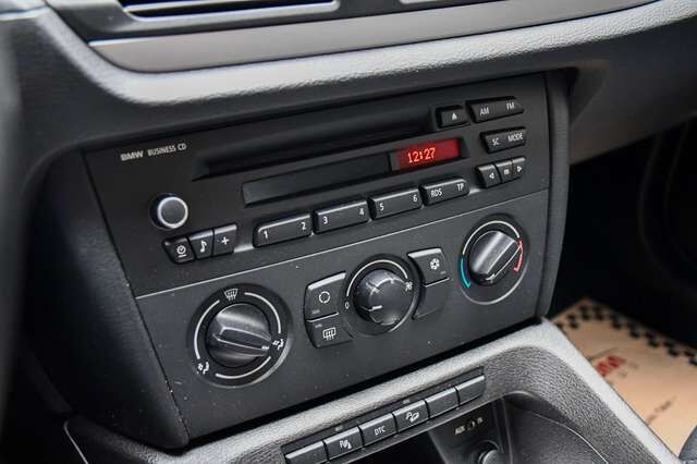BMW X1 xDrive 25i 3.0 6 Zylinder Automatik 1.Hand Ansicht 24 für Fahrzeugdetailseite