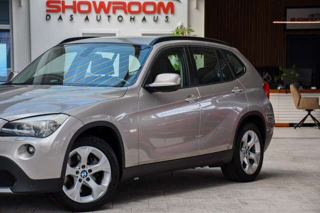 BMW X1 xDrive 25i 3.0 6 Zylinder Automatik 1.Hand Ansicht 28 für Fahrzeugdetailseite