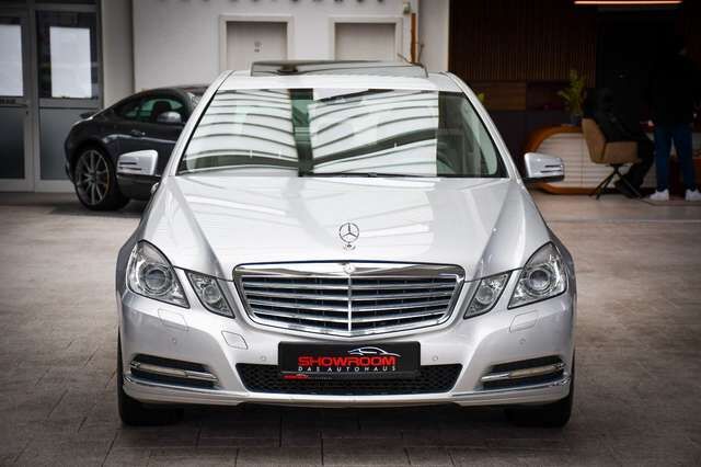 MERCEDES-BENZ E220 cdi Limousine Elegance Aut. 2.Hand Rentner Ansicht 5 für Fahrzeugdetailseite