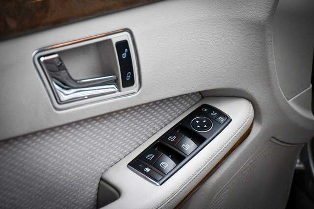 MERCEDES-BENZ E220 cdi Limousine Elegance Aut. 2.Hand Rentner Ansicht 8 für Fahrzeugdetailseite