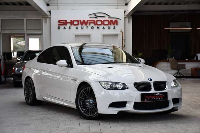 BMW M3 Coupe V8 Handschalter M Drive Shadow-Line Ansicht 3 für Fahrzeugdetailseite