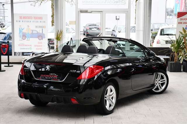 PEUGEOT 308 CC Cabrio Premium 1.Hand Leder PDC v&h Klima Ansicht 3 für Fahrzeugdetailseite