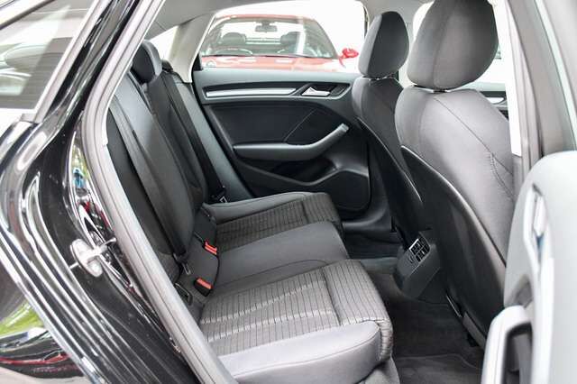 AUDI A3 Limousine Ambition Ultra Navi 3xIsofix 2.Hand Ansicht 13 für Fahrzeugdetailseite