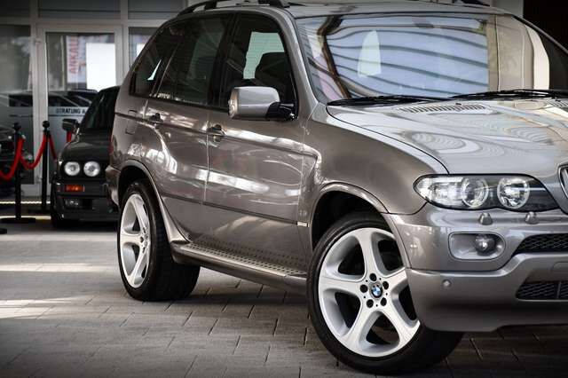 BMW X5 4.4i Sport-Paket Exklusiv-Leder Pano Xenon DE Ansicht 30 für Fahrzeugdetailseite