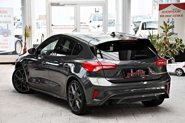 FORD Focus Lim. ST Recaro Design-Paket 1.Hand 68tkm! Ansicht 4 für Fahrzeugdetailseite