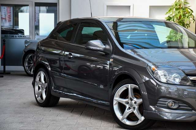 OPEL Astra H GTC Sport OPC Line Sitzheizung PDC Ansicht 29 für Fahrzeugdetailseite
