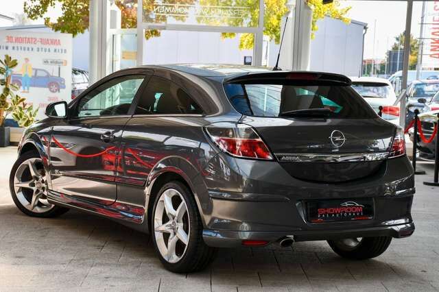 OPEL Astra H GTC Sport OPC Line Sitzheizung PDC Ansicht 4 für Fahrzeugdetailseite