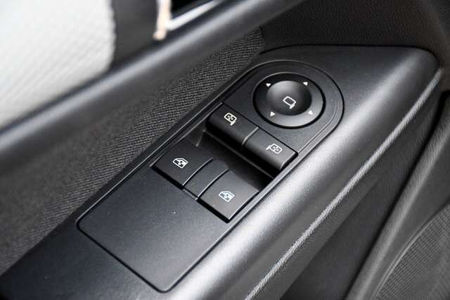 OPEL Astra H GTC Sport OPC Line Sitzheizung PDC Ansicht 8 für Fahrzeugdetailseite