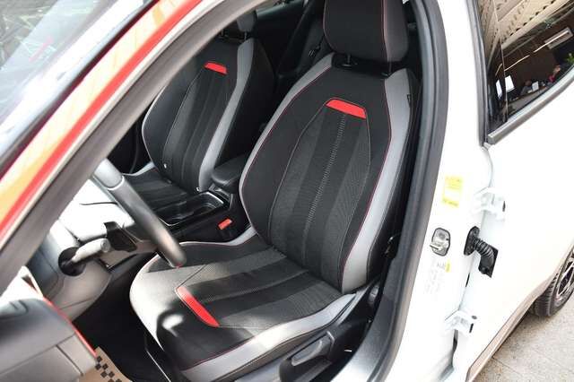 OPEL Mokka GS Line Sport Aut. Navi LED Kamera 40tkm! Ansicht 9 für Fahrzeugdetailseite