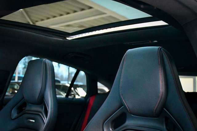 MERCEDES-BENZ Sonstige CLA 45 AMG SB 4Matic Performance AMG Pano Harman Ansicht 11 für Fahrzeugdetailseite