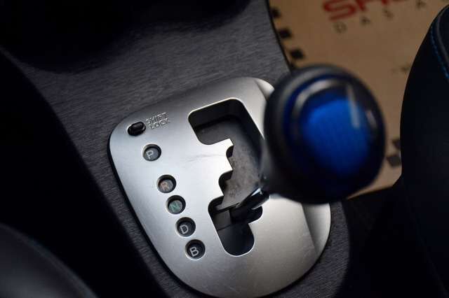TOYOTA Yaris Hybrid Club Lounge Navi Shz 49tkm Ansicht 22 für Fahrzeugdetailseite