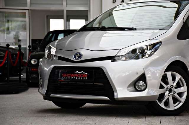 TOYOTA Yaris Hybrid Club Lounge Navi Shz 49tkm Ansicht 25 für Fahrzeugdetailseite