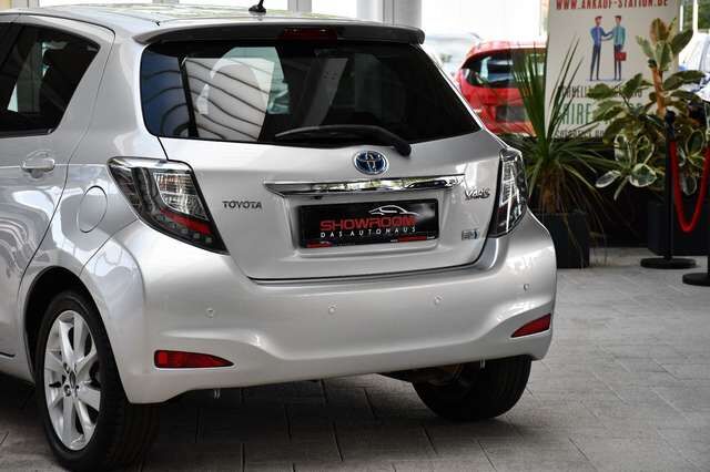 TOYOTA Yaris Hybrid Club Lounge Navi Shz 49tkm Ansicht 27 für Fahrzeugdetailseite