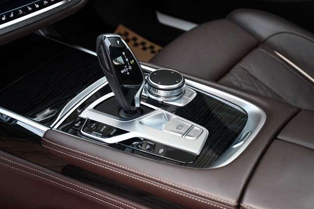 BMW 730 Ld xDrive Lang Laser Executive Lounge Massage Ansicht 17 für Fahrzeugdetailseite