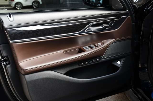 BMW 730 Ld xDrive Lang Laser Executive Lounge Massage Ansicht 7 für Fahrzeugdetailseite