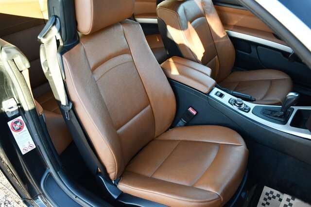 BMW 325 i Cabrio 3.0l 6Zylinder N53 Navi Leder Memory Ansicht 13 für Fahrzeugdetailseite