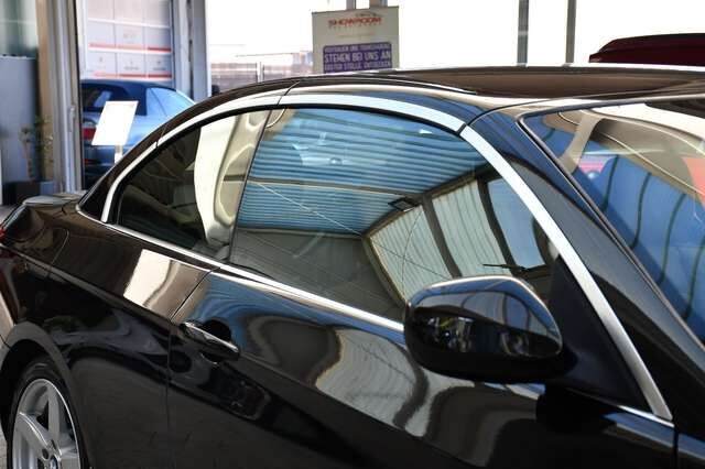 BMW 325 i Cabrio 3.0l 6Zylinder N53 Navi Leder Memory Ansicht 26 für Fahrzeugdetailseite