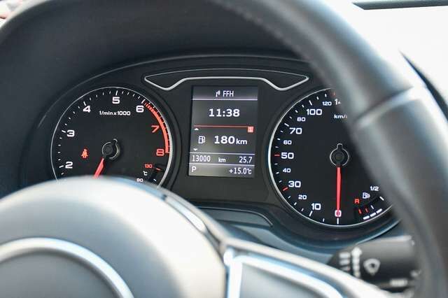 AUDI A3 Sportback ambition Automatik 1.Hd nur 13tkm! Ansicht 20 für Fahrzeugdetailseite