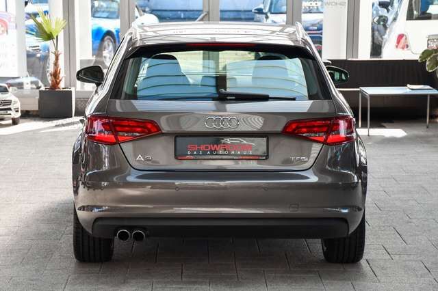 AUDI A3 Sportback ambition Automatik 1.Hd nur 13tkm! Ansicht 6 für Fahrzeugdetailseite