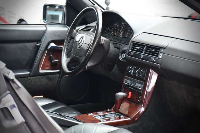 MERCEDES-BENZ SL 300 H-Kennzeichen DE-Fzg Hardtop Sammler Ansicht 13 für Fahrzeugdetailseite