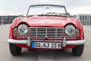 Triumph TR4