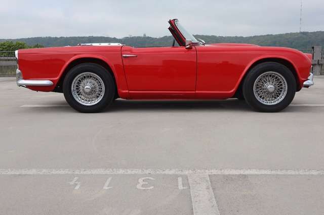 Triumph TR4 