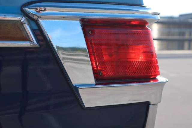 Jeep Wagoneer