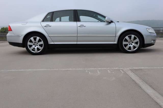 VW Phaeton