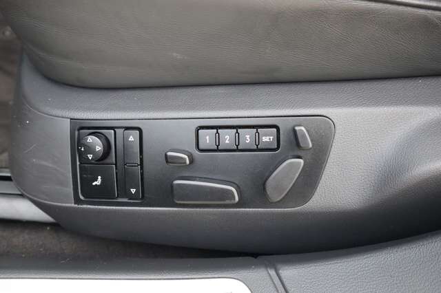 VW Phaeton 4.2 V8 4MOTION Tiptronic 5-Sitzer