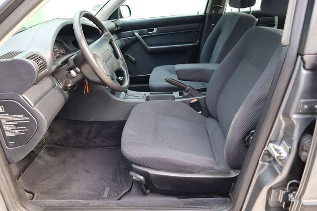 Audi 100 Avant 2.6 E