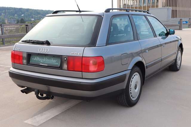 Audi 100 Avant 2.6 E