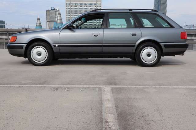 Audi 100 Avant 2.6 E