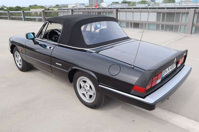 Alfa Romeo Spider