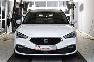 SEAT Leon Sportstourer 2.0 TDI Style DSG*AHK*LED*ACC