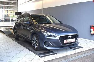 Hyundai i30 1.6 CRDi Select Automatik*Leder*PDC
