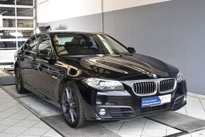 BMW 530 d x Drive Automatik*Leder*Bi-Xenon*Navi