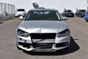 Audi A4 1.8TFSI Automat*Xenon*Händler/Export*Unfall