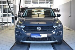 VW T-Roc 1.5TSI Active DSG LED*Navi*ACC*Kamera