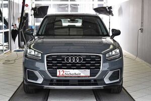 Audi Q2 35 1.5TFSI S-Tronic*Leder*Navi*PDC+Kamera