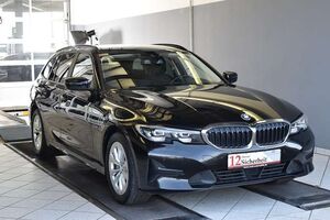 BMW 330 e Advantage Steptronic LED*AHK*Digital Tacho