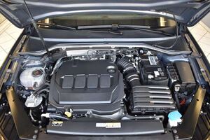 VW Passat Variant 2.0TDI Business DSG LED*Navi*AHK*Digital Tacho