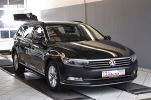 VW Passat Variant 4Motion 2,0TDI AHK*DSG LED*SHZ