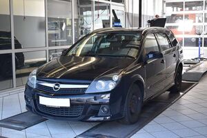 Opel Astra Caravan 1.8 Sport AHK*Xenon*Navi*TÜV 09.27