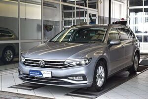 VW Passat Variant 2.0TDI Business DSG Matrix*AHK