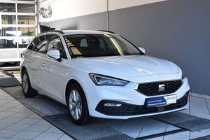 SEAT Leon Sportstourer 2.0TDI Style DSG*AHK*LED*ACC